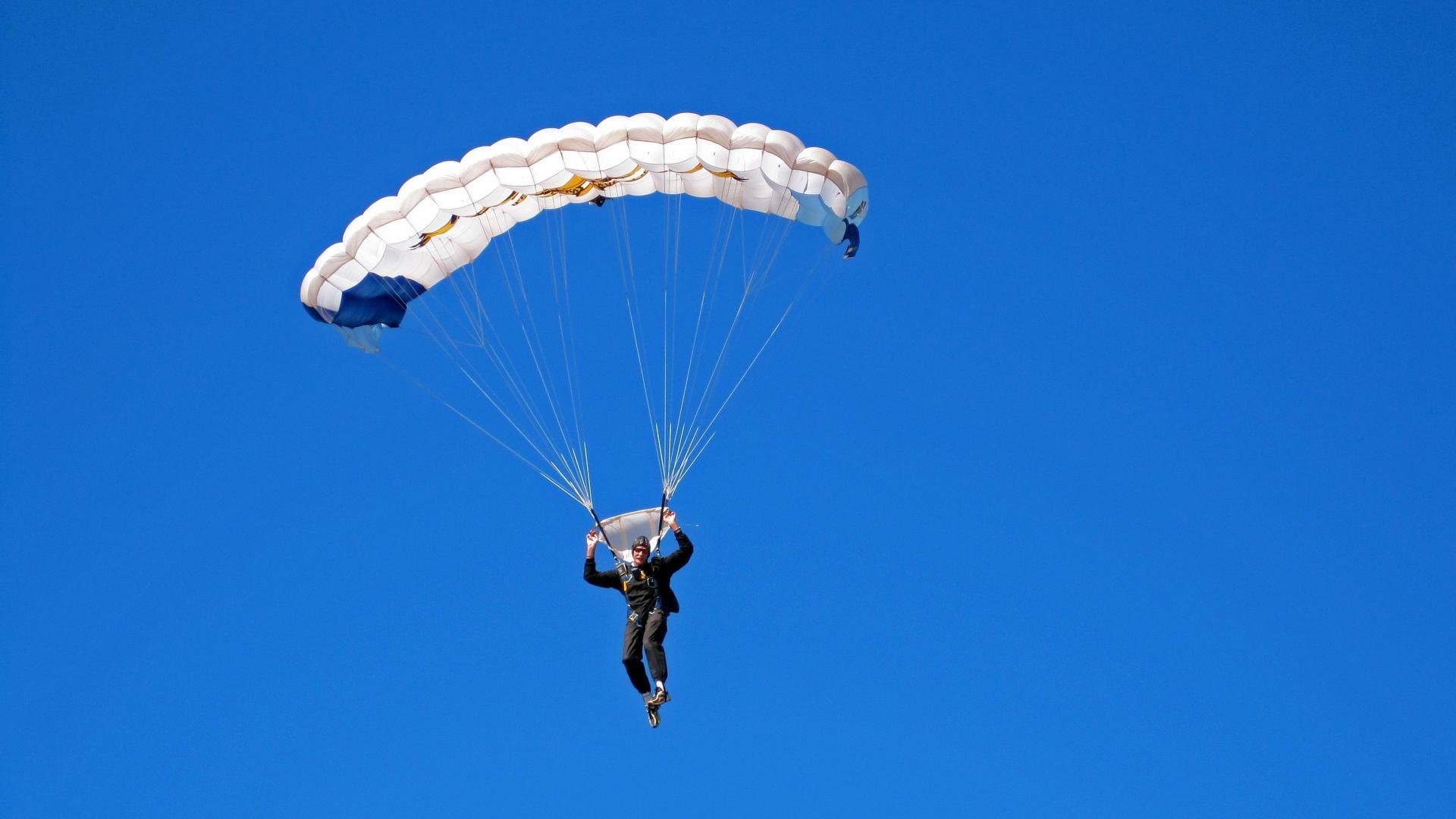 芬兰强势晋级背后的战术密码，阿坎吉在焦点战中证明自己的价值